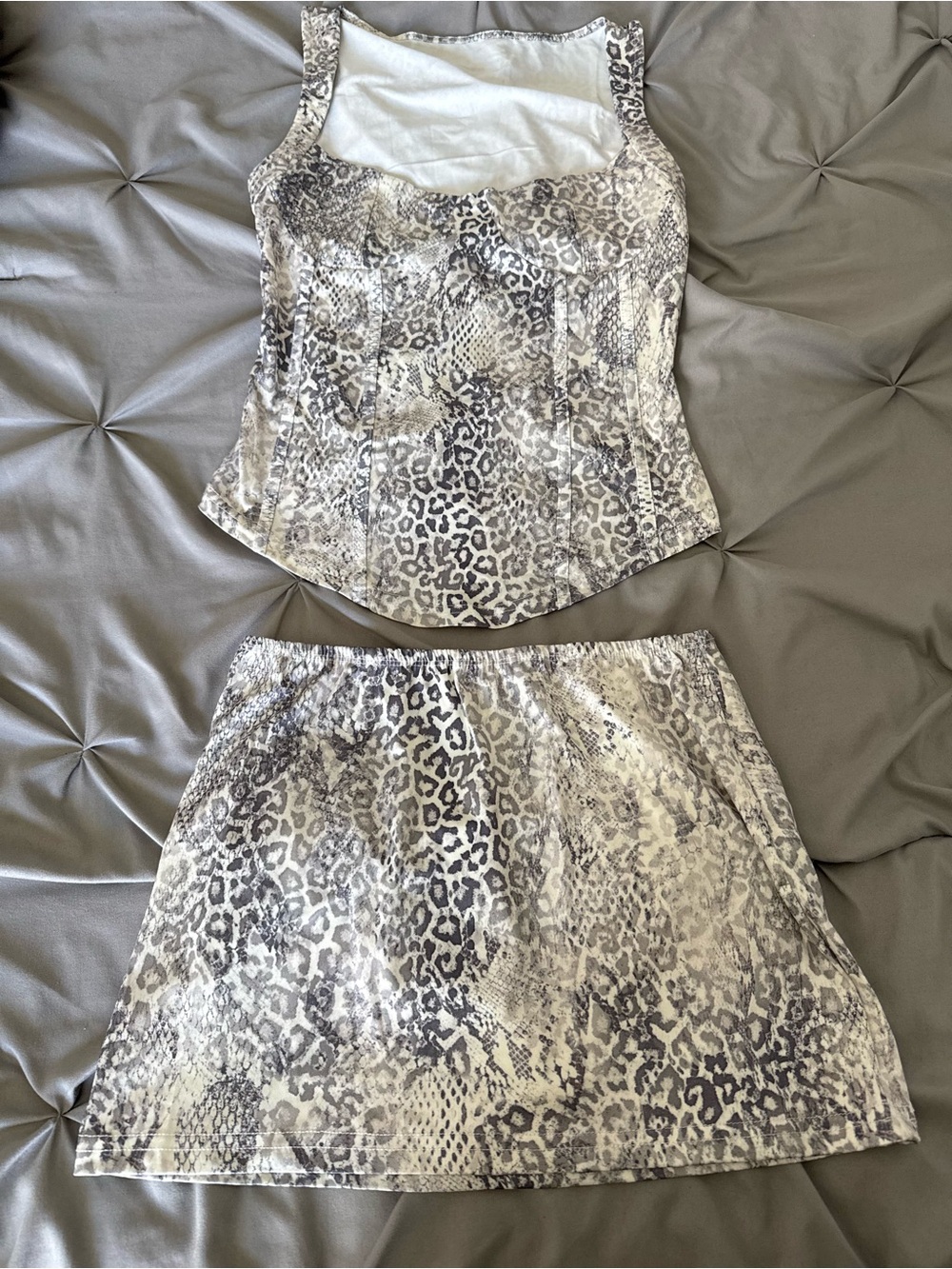 SHEIN Neutral Animal Print Mini Skirt in Beige and Gray